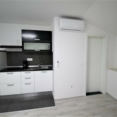 Arbel Apartments Porec Bagian luar foto