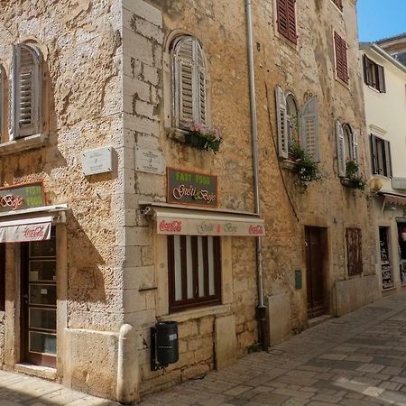 Arbel Apartments Porec Bagian luar foto