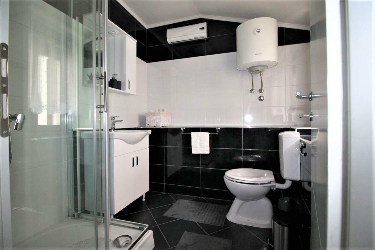 Arbel Apartments Porec Bagian luar foto